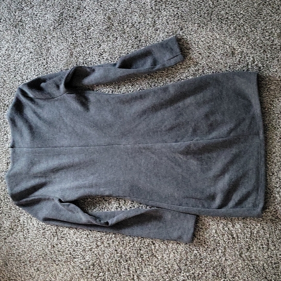 Zara dress - Picture 2 of 3